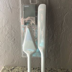BNIB Ceramic cake utensils